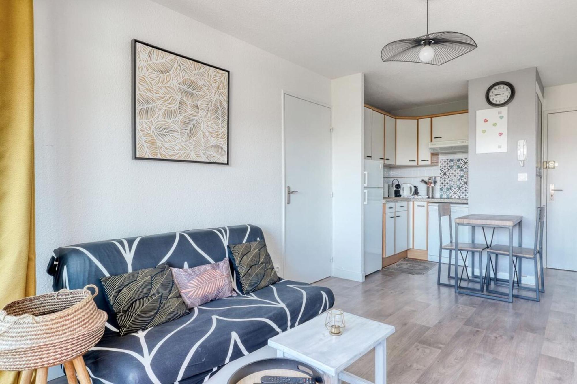 T2 600 M From The Beach! Air-Conditioned Le Lavandou Zewnętrze zdjęcie